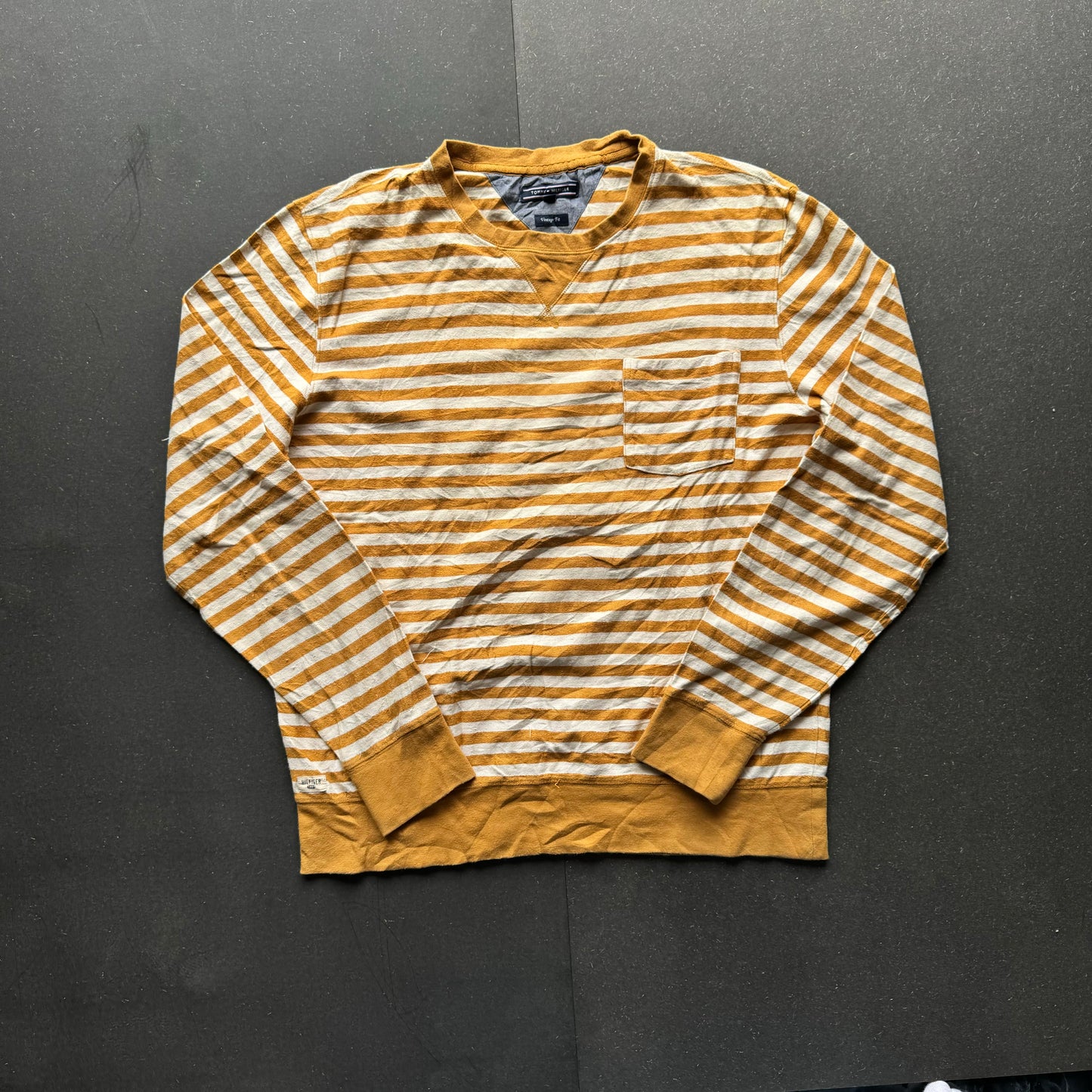 Tommy Hilfiger sweater